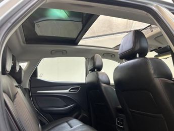 MG MG ZS 51.1kWh Trophy SUV 5dr Electric Auto (176 ps)