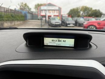 VOLVO XC60 2.4 D5 SE Lux SUV 5dr Diesel Geartronic AWD-HEATED BLACK LEATHER