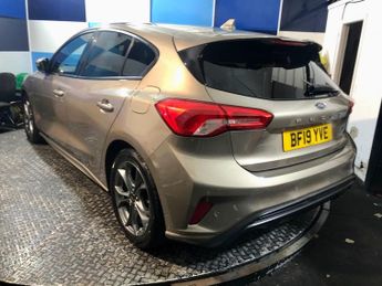 FORD FOCUS 1.0T EcoBoost ST-Line Hatchback 5dr Petrol Auto Euro 6 (s/s) (12