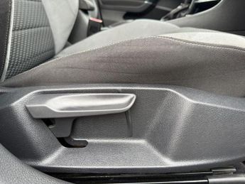 VOLKSWAGEN GOLF 1.5 TSI EVO GPF R-Line Hatchback 5dr Petrol DSG Euro 6 (s/s) (15