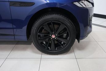 JAGUAR F-PACE 2.0 D200 MHEV R-Dynamic S SUV 5dr Diesel Auto AWD Euro 6 (s/s) (