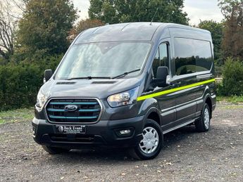 Ford Transit E-Transit 350 Trend Welfare Unit