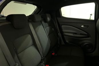 NISSAN JUKE 1.0 DIG-T N-Connecta SUV 5dr Petrol DCT Auto Euro 6 (s/s) (114 p