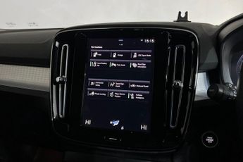 VOLVO XC40 1.5h T4 Recharge 10.7kWh Inscription Expression SUV 5dr Petrol P