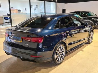 AUDI A3 1.5 TFSI CoD Black Edition Saloon 4dr Petrol S Tronic Euro 6 (s/