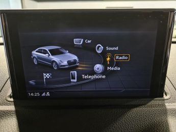 AUDI A3 1.5 TFSI CoD Black Edition Saloon 4dr Petrol S Tronic Euro 6 (s/