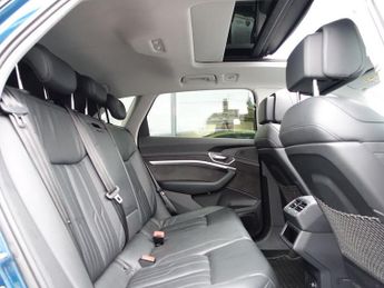 AUDI E-TRON 55 Launch Edition SUV 5dr Electric Auto quattro 95kWh (408 ps) £