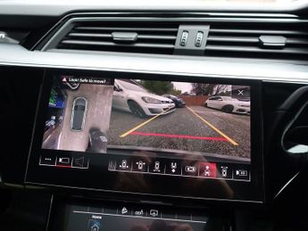 AUDI E-TRON 55 Launch Edition SUV 5dr Electric Auto quattro 95kWh (408 ps) £