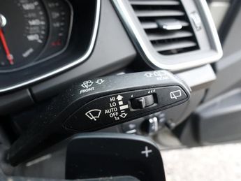 AUDI Q5 2.0 TDI 40 Black Edition SUV 5dr Diesel S Tronic quattro Euro 6 