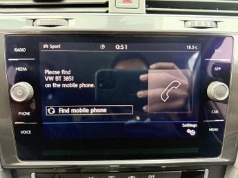 VOLKSWAGEN GOLF 1.5 TSI EVO BlueMotion Tech SE Nav Hatchback 5dr Petrol DSG Euro