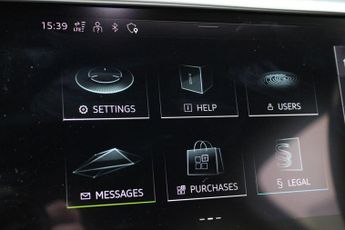 AUDI A6 AVANT 2.0 TDI 40 Black Edition Estate 5dr Diesel S Tronic Euro 6 (s/s)