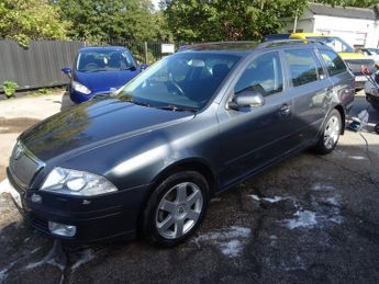 Skoda Octavia 2.0 TDI Elegance Estate 5dr Diesel Manual Euro 4 (140 ps)