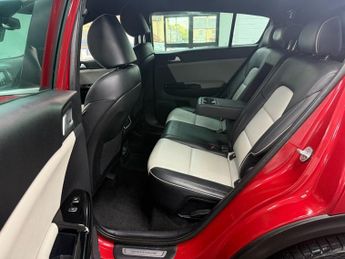 KIA SPORTAGE 2.0 CRDi GT-Line SUV 5dr Diesel Auto AWD Euro 6 (134 bhp)