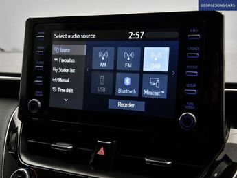 TOYOTA COROLLA 1.8 VVT-h GPF Icon Touring Sports 5dr Petrol Hybrid CVT Euro 6 (