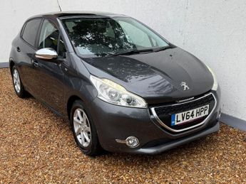 Peugeot 208 1.2 VTi PureTech Style Hatchback 5dr Petrol Manual Euro 5 (82 ps