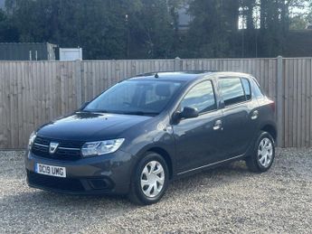 Dacia Sandero 1.0 SCe Essential Hatchback 5dr Petrol Manual Euro 6 (75 ps)