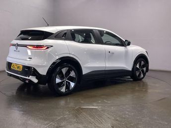 RENAULT MEGANE E-TECH 60kWh equilibre Hatchback 5dr Electric Auto (optimum charge) (22
