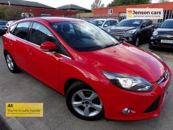 Ford Focus 1.6 TDCi Zetec Navigator Hatchback 5dr Diesel Manual Euro 5 (s/s