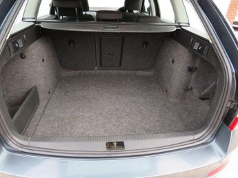 SKODA OCTAVIA 1.4 TSI SE Estate 5dr Petrol DSG Euro 5 (s/s) (140 ps)