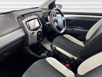 PEUGEOT 108 1.0 Active Top! 5dr Petrol Manual Euro 6 (68 ps)