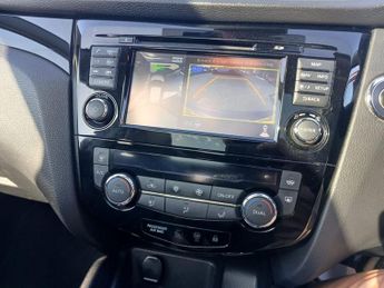 NISSAN QASHQAI 1.2 DIG-T Tekna SUV 5dr Petrol XTRON 2WD Euro 6 (s/s) (115 ps)