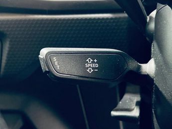 AUDI A1 1.0 TFSI 25 Technik Sportback 5dr Petrol Manual Euro 6 (s/s) (95