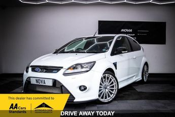 Ford Focus 2.5 RS Hatchback 3dr Petrol Manual (225 g/km, 301 bhp)