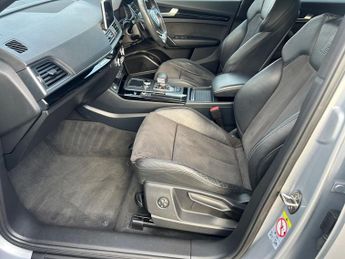 AUDI Q5 2.0 TDI 40 S line SUV 5dr Diesel S Tronic quattro Euro 6 (s/s) (