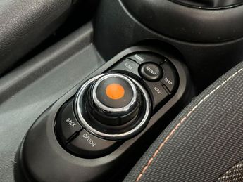 MINI HATCH 1.5 Cooper Classic Hatchback 3dr Petrol Manual Euro 6 (s/s) (136