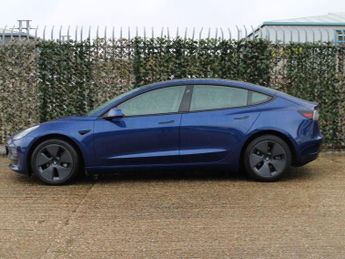TESLA Model 3 Standard Range Plus Saloon 4dr Electric Auto RWD (241 bhp)