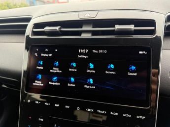 HYUNDAI TUCSON 1.6 h T-GDi 13.8kWh Premium SUV 5dr Petrol Plug-in Hybrid Auto 4