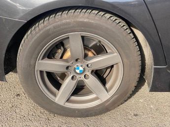 BMW 5 SERIES 2.0 520d SE Touring 5dr Diesel Auto Euro 5 (s/s) (184 ps)