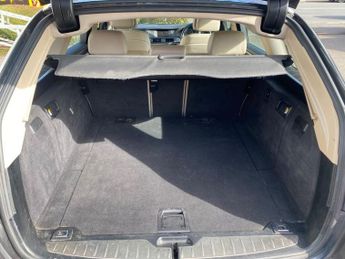 BMW 5 SERIES 2.0 520d SE Touring 5dr Diesel Auto Euro 5 (s/s) (184 ps)