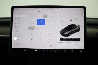 TESLA Model 3 (Dual Motor) Long Range Auto 4WDE 4dr