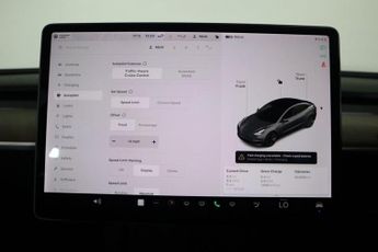 TESLA Model 3 (Dual Motor) Long Range Auto 4WDE 4dr