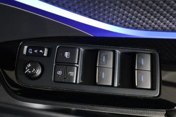 TOYOTA C-HR 1.8 VVT-h Dynamic CVT Euro 6 (s/s) 5dr