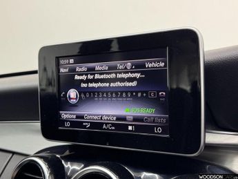 MERCEDES-BENZ C-CLASS C-CLASS 2.0 C200 Sport (Premium) Saloon 4dr Petrol G-Tronic+ Eur