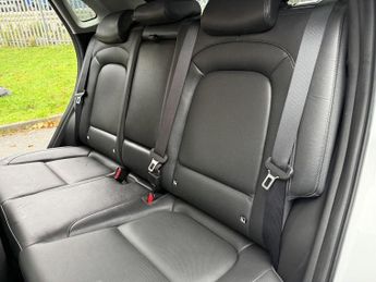 HYUNDAI KONA 1.6 h-GDi Ultimate SUV 5dr Petrol Hybrid DCT Euro 6 (s/s) (141 p