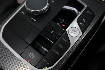 BMW 3 SERIES 2.0 330e 12kWh M Sport Touring 5dr Petrol Plug-in Hybrid Auto Eu