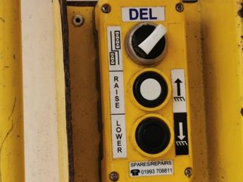 FORD TRANSIT 2.0 350 EcoBlue Leader Luton 2dr Diesel Manual RWD L3 Euro 6 (s/