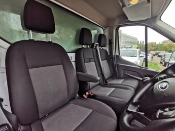 FORD TRANSIT 2.0 350 EcoBlue Leader Luton 2dr Diesel Manual RWD L3 Euro 6 (s/