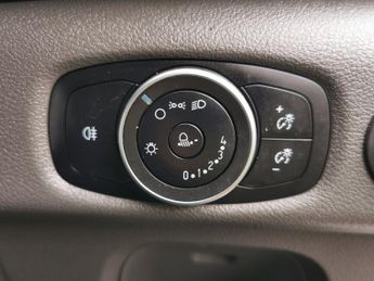 FORD TRANSIT 2.0 350 EcoBlue Leader Luton 2dr Diesel Manual RWD L3 Euro 6 (s/