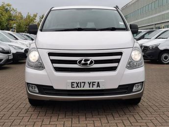 HYUNDAI i800 2.5 CRDi SE MPV 5dr Diesel Manual Euro 6 (136 ps)