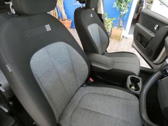 HYUNDAI IONIQ 5 73kWh Premium Hatchback 5dr Electric Auto (217 ps)