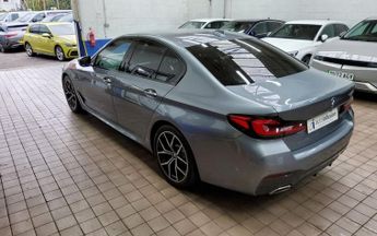 BMW 5 SERIES 2.0 520d MHT M Sport Saloon 4dr Diesel Hybrid Steptronic Euro 6 