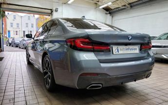 BMW 5 SERIES 2.0 520d MHT M Sport Saloon 4dr Diesel Hybrid Steptronic Euro 6 
