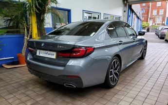 BMW 5 SERIES 2.0 520d MHT M Sport Saloon 4dr Diesel Hybrid Steptronic Euro 6 