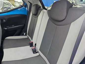 TOYOTA AYGO AUTOMATIC 1.0 VVT-i x-cite Hatchback 5dr Petrol x-shift Euro 6 (