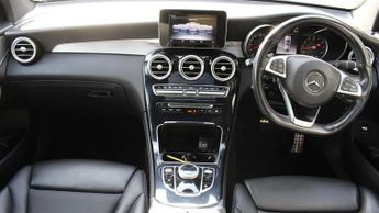 MERCEDES-BENZ GLC 2.0 GLC250 AMG Line (Premium) Coupe 5dr Petrol G-Tronic+ 4MATIC 