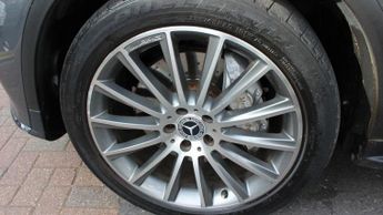 MERCEDES-BENZ GLC 2.0 GLC250 AMG Line (Premium) Coupe 5dr Petrol G-Tronic+ 4MATIC 